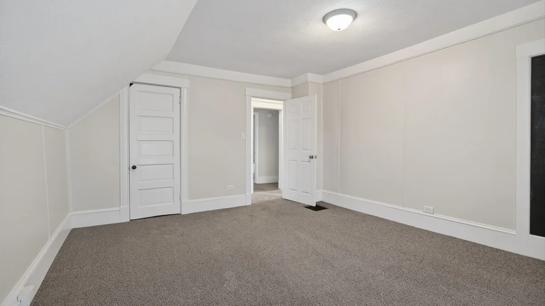 Photo of 1214 Wall Street