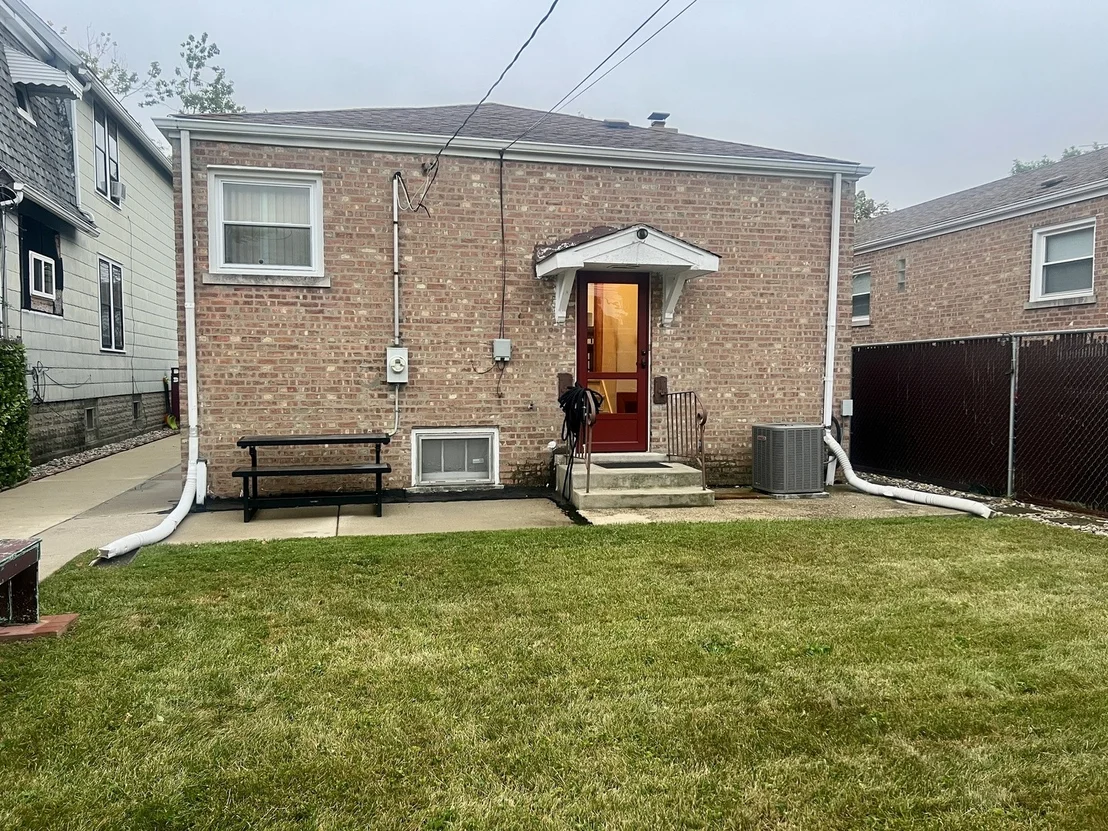 Photo of 3820 W 57th Place