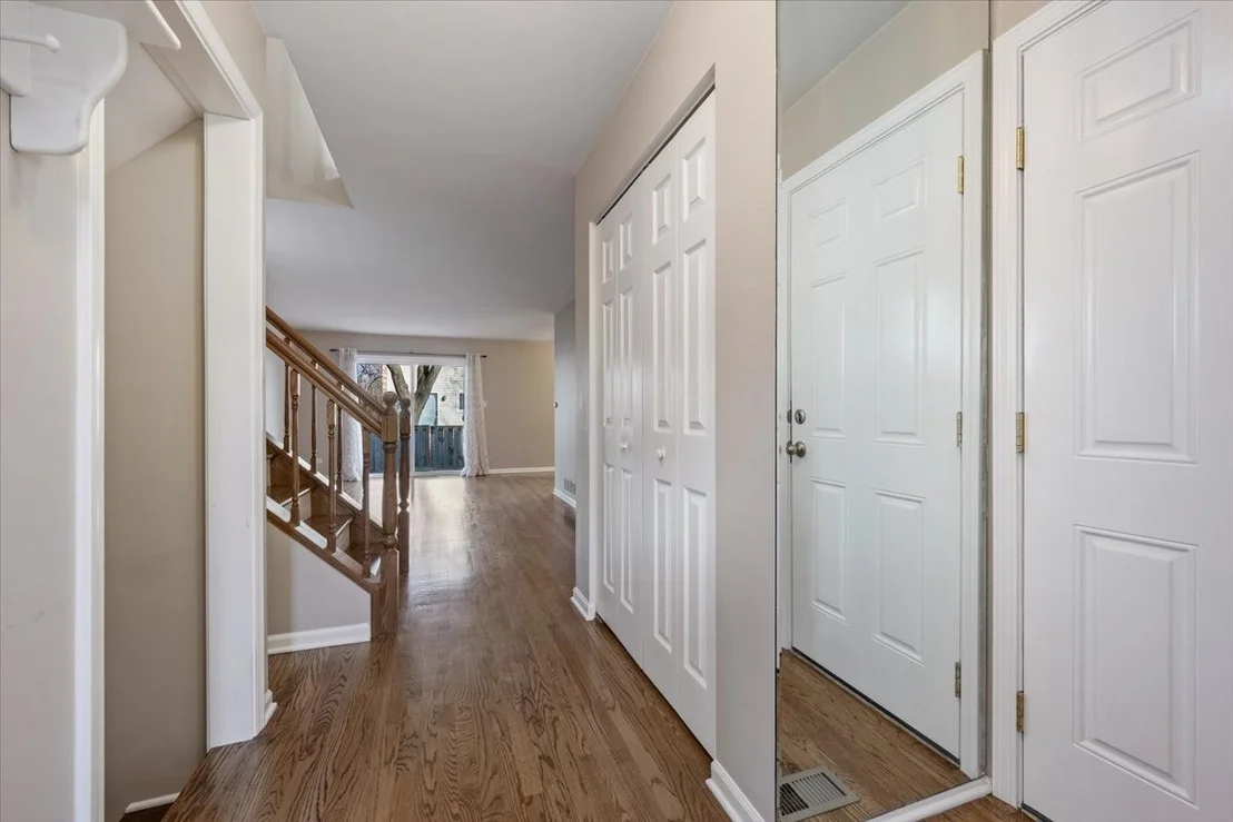 Photo of 709 Lakeside Circle Drive