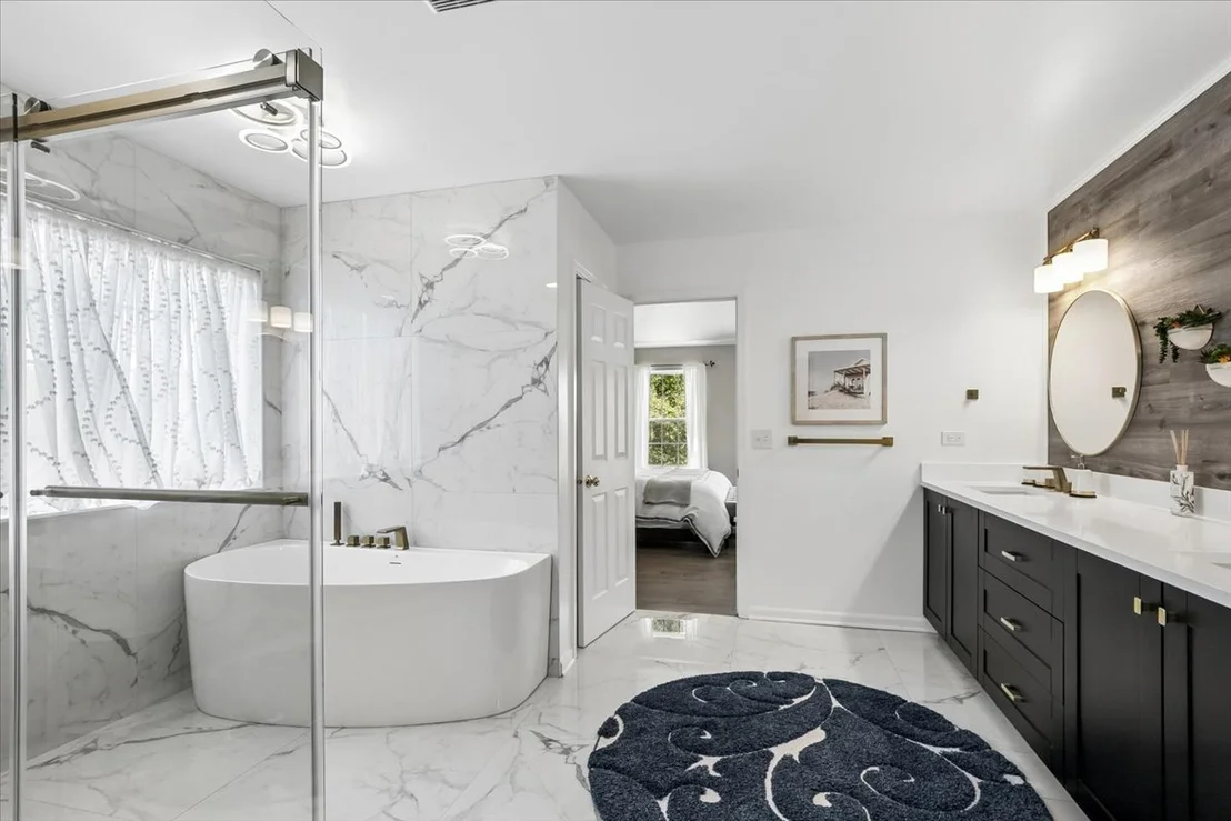 Photo of 1085 Waterview Circle