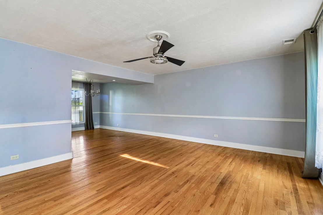 Photo of 702 Buffalo Circle