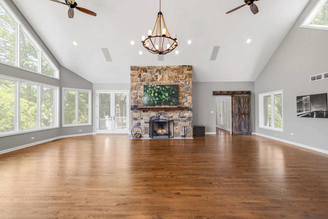 Photo of 419 Caesar Drive