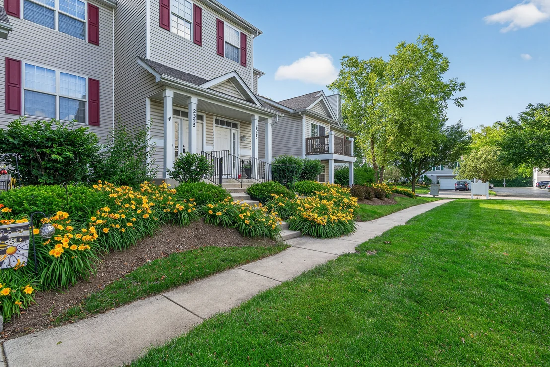 Photo of 2325 Graystone Drive