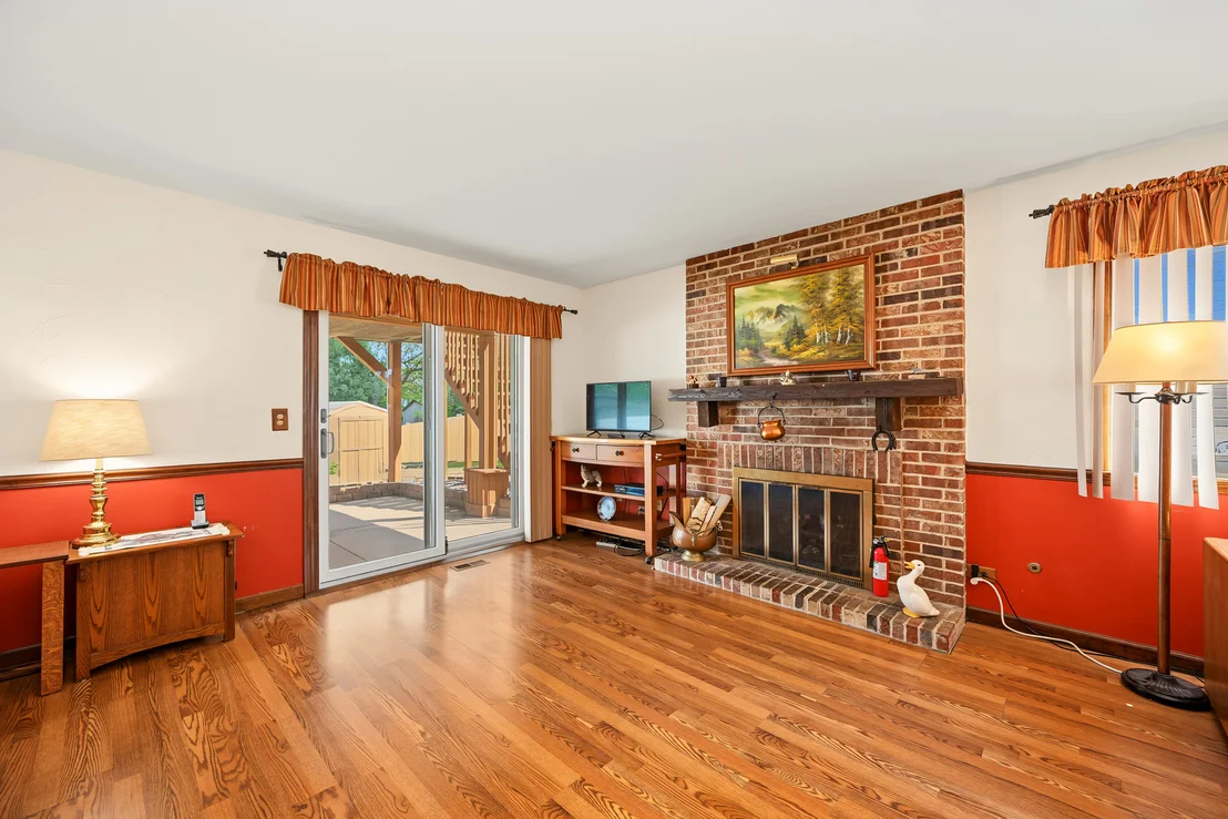 Photo of 1293 Caribou Trail