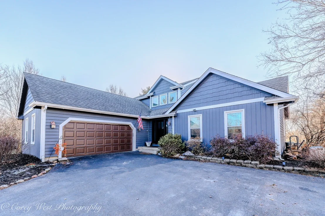 Photo of 10215 Ridge Lane