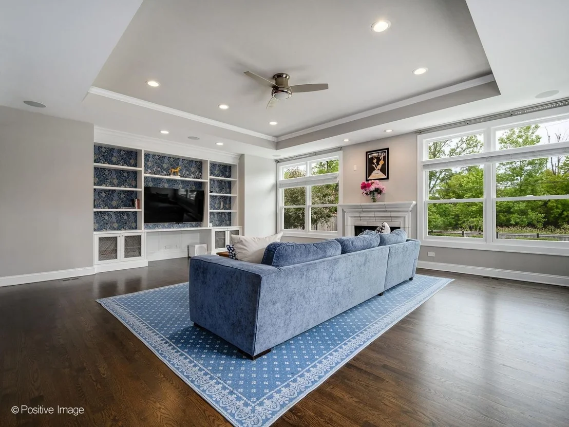Photo of 153 Riverside Drive