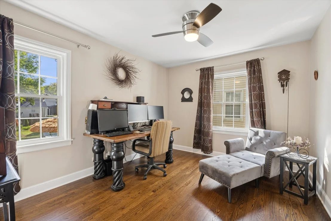 Photo of 1115 N Main Street