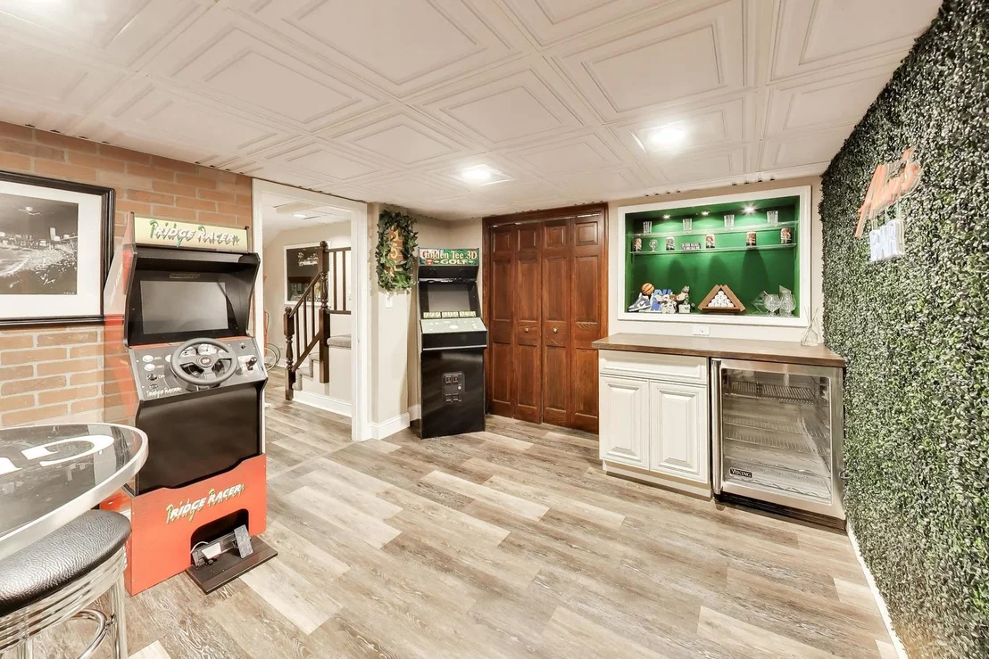 Photo of 3139 HEMLOCK Lane