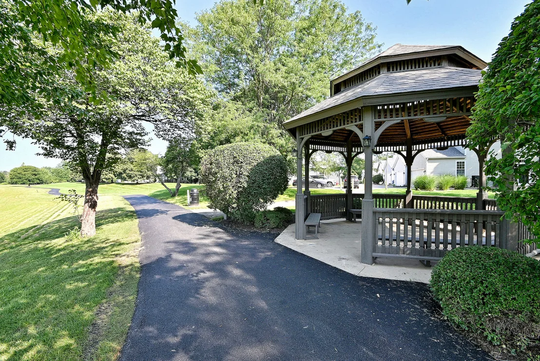 Photo of 4142 RIVERTOWNE Drive