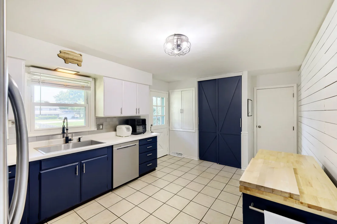 Photo of 1434 Maple Lane