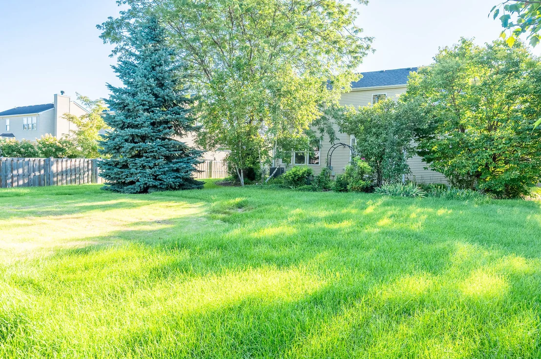 Photo of 1401 Bridgehampton Drive