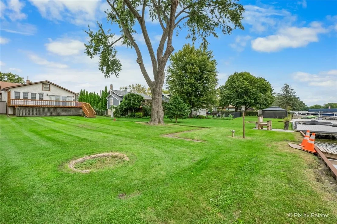 Photo of 2409 Grove Lane
