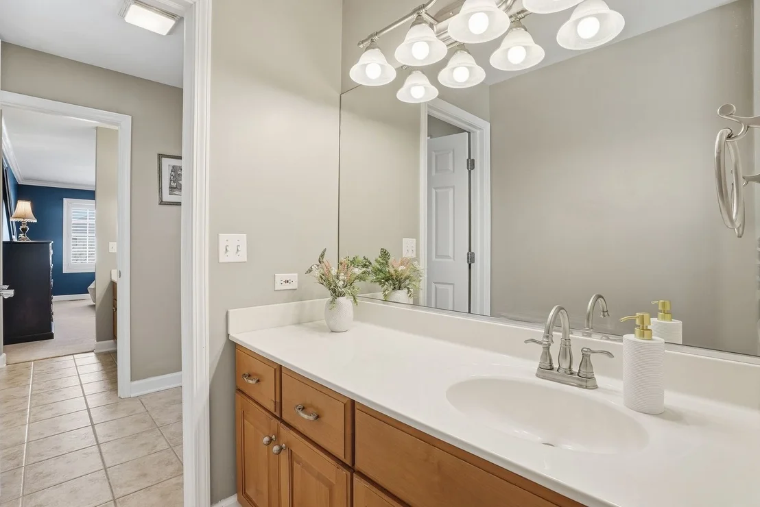 Photo of 3212 Rollingridge Road