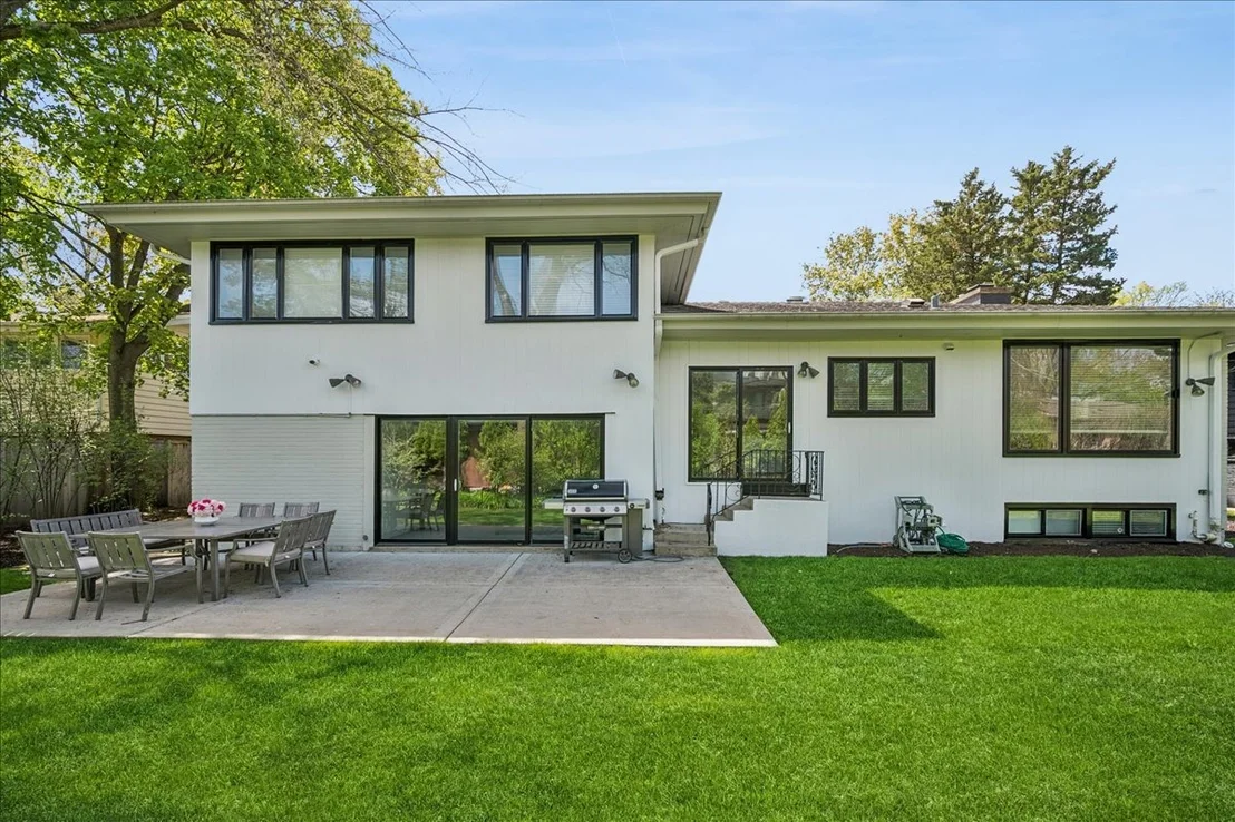 Photo of 751 Woodridge Lane