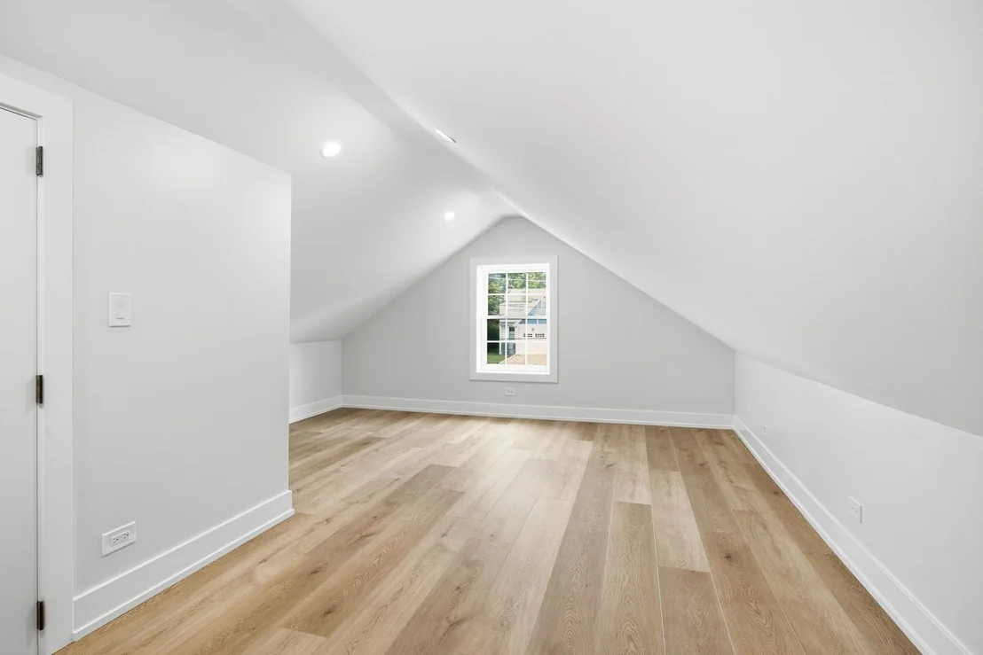 Photo of 1562 Harding Road