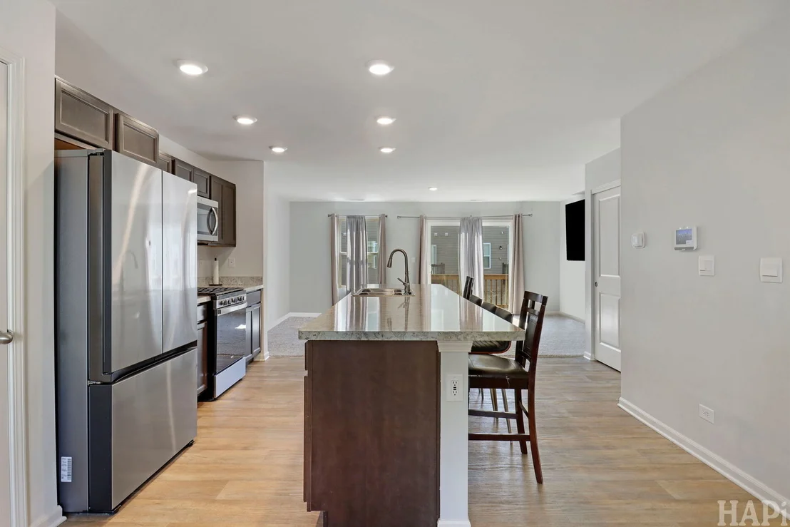 Photo of 2368 Alison Avenue