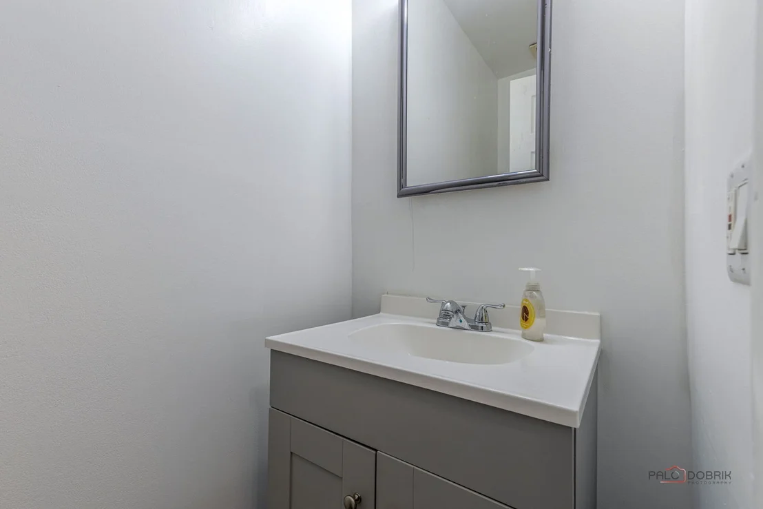 Photo of 325 Bayview Point