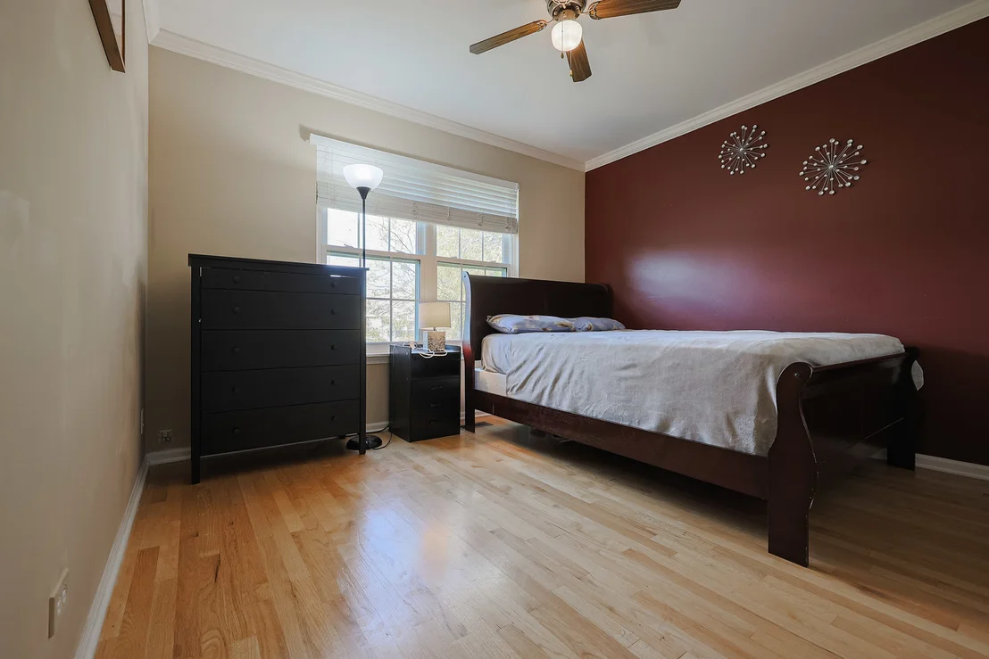 Photo of 270 Manor Drive
