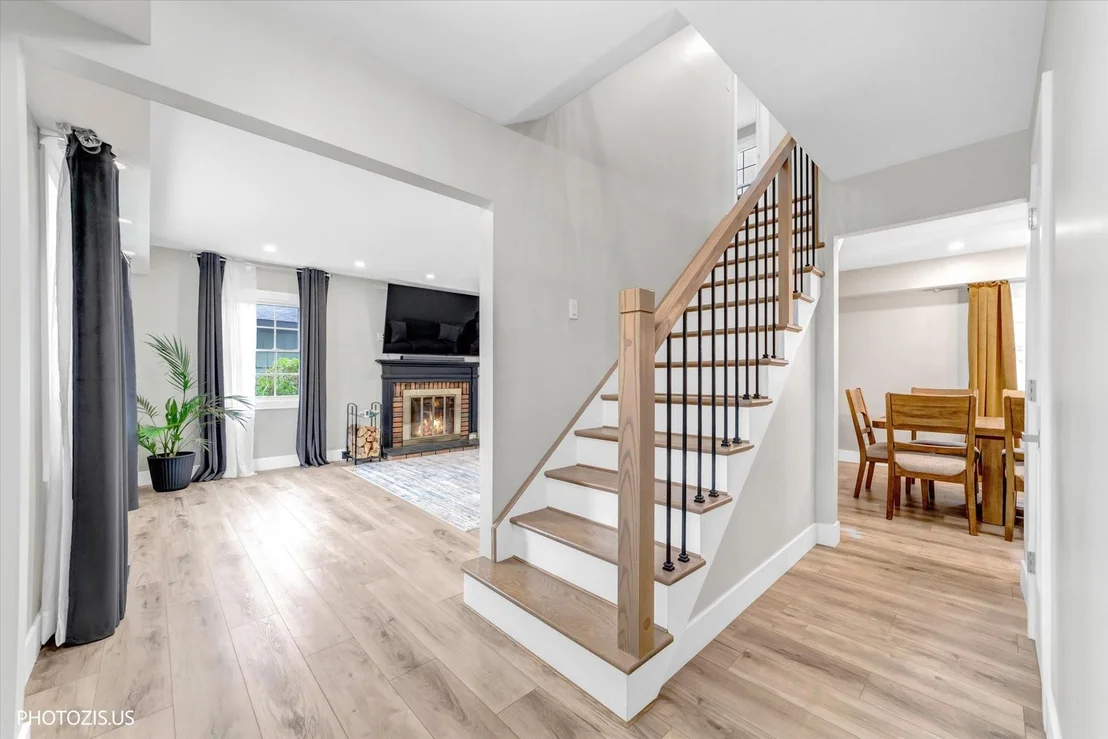 Photo of 1111 Plum Grove Circle