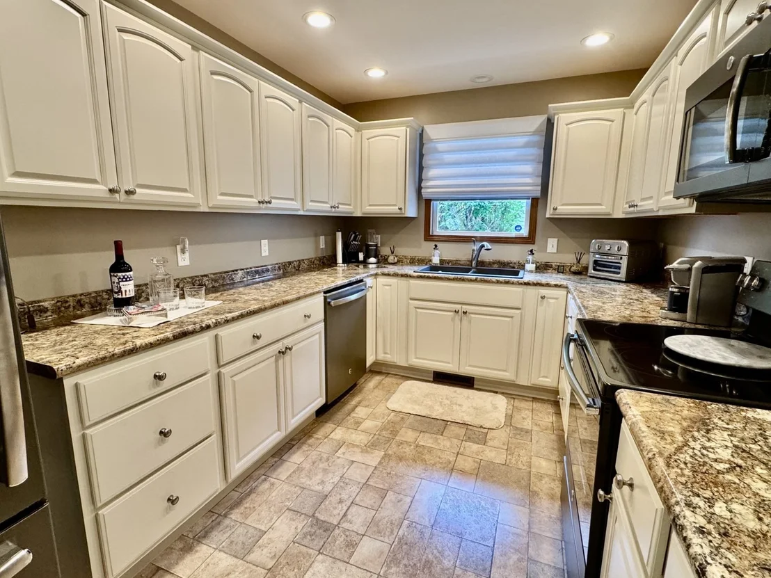 Photo of 2806 Becker Drive