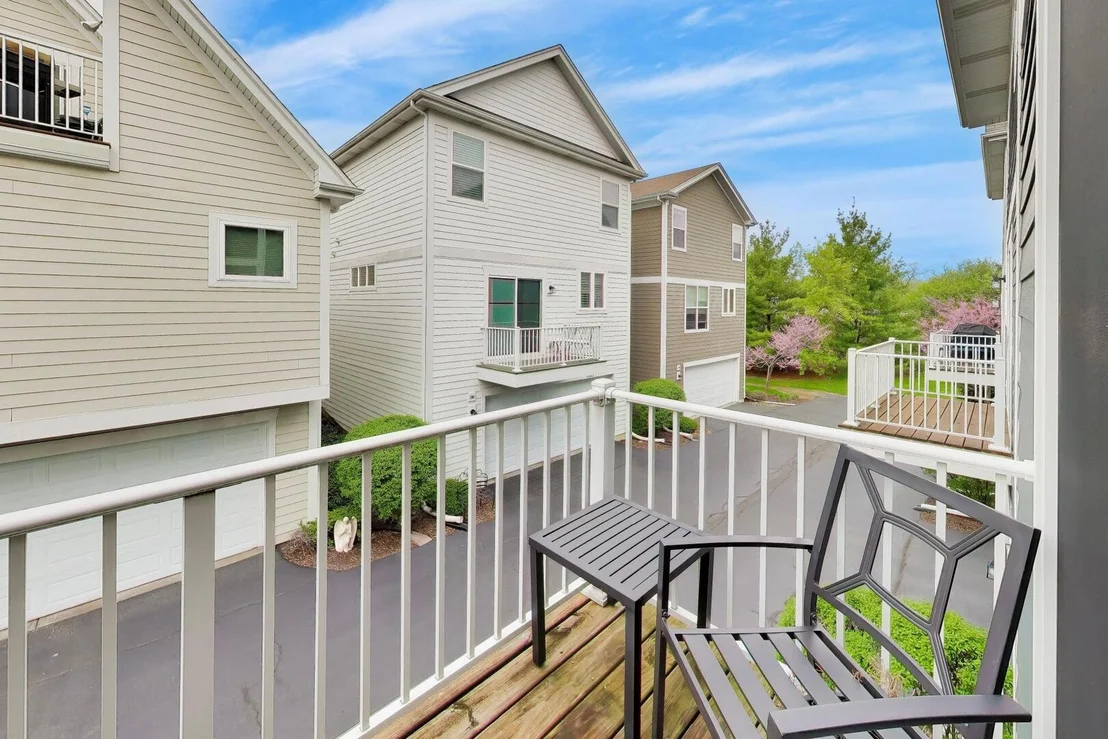 Photo of 1331 Avery Avenue