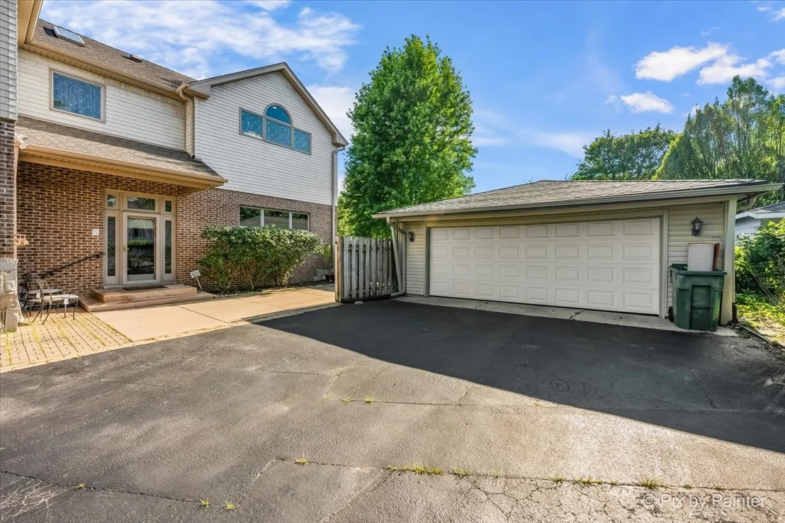 Photo of 4N260 Walter Road
