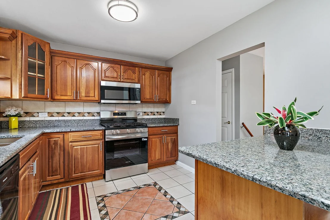 Photo of 4403 Maple Court