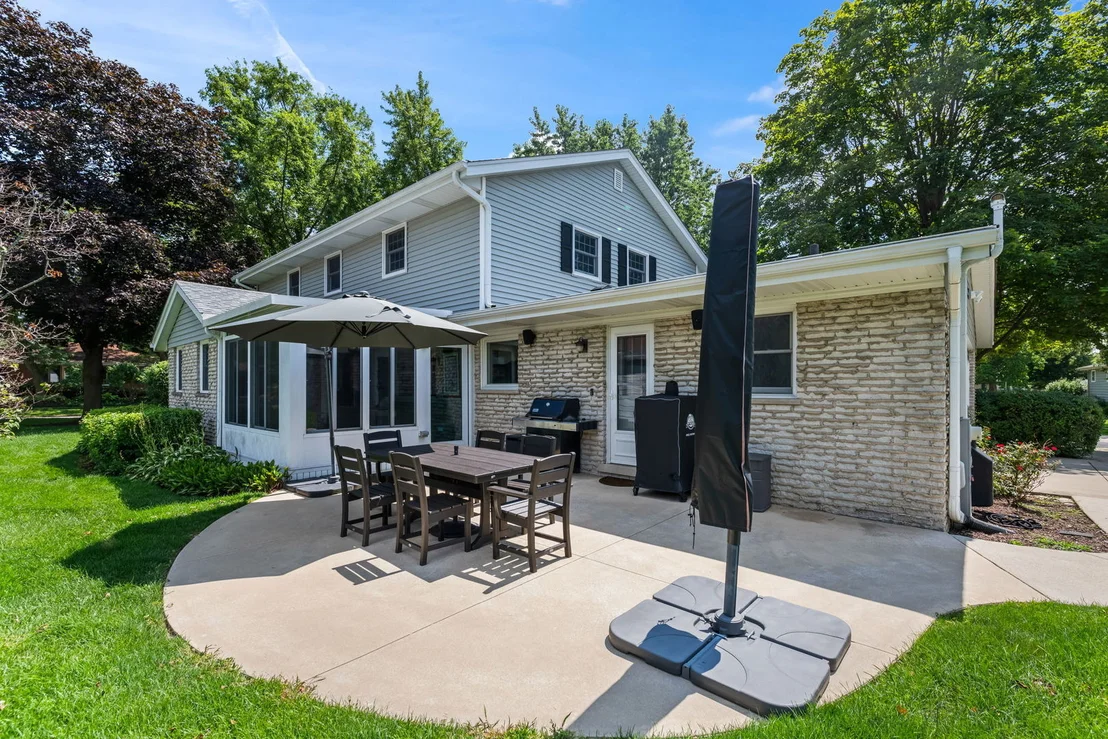 Photo of 530 PINECROFT Drive