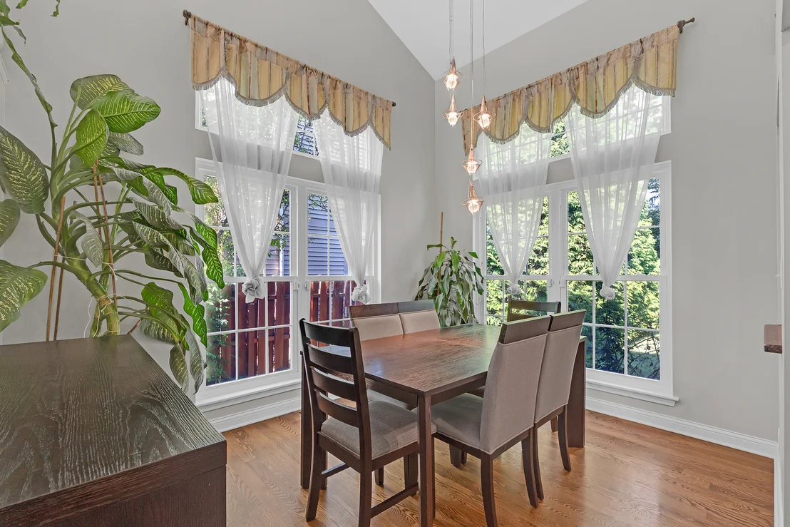 Photo of 585 Marseilles Circle