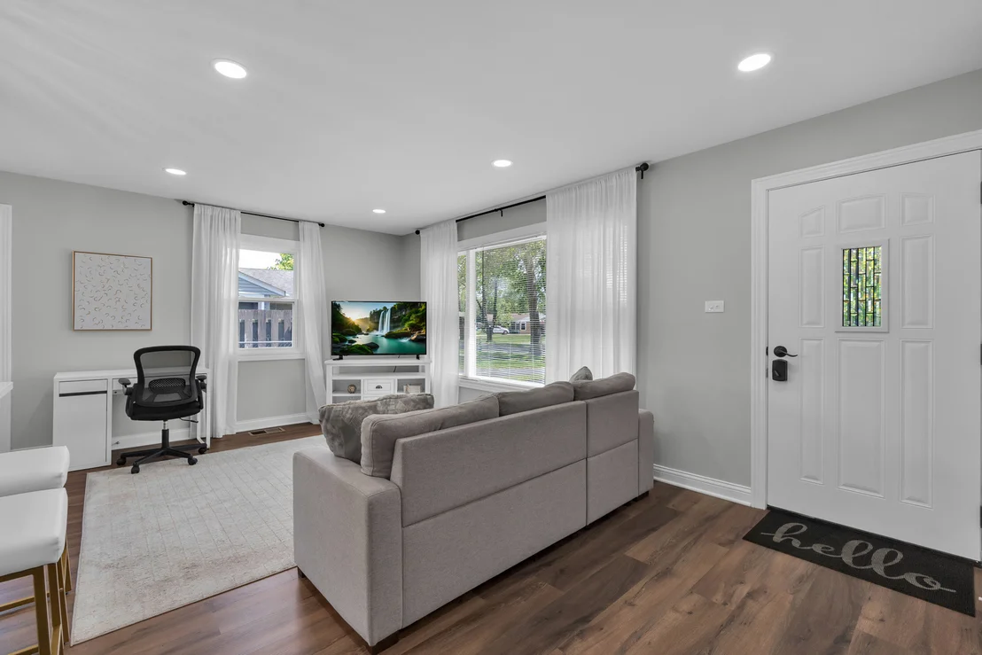 Photo of 3712 Wren Lane