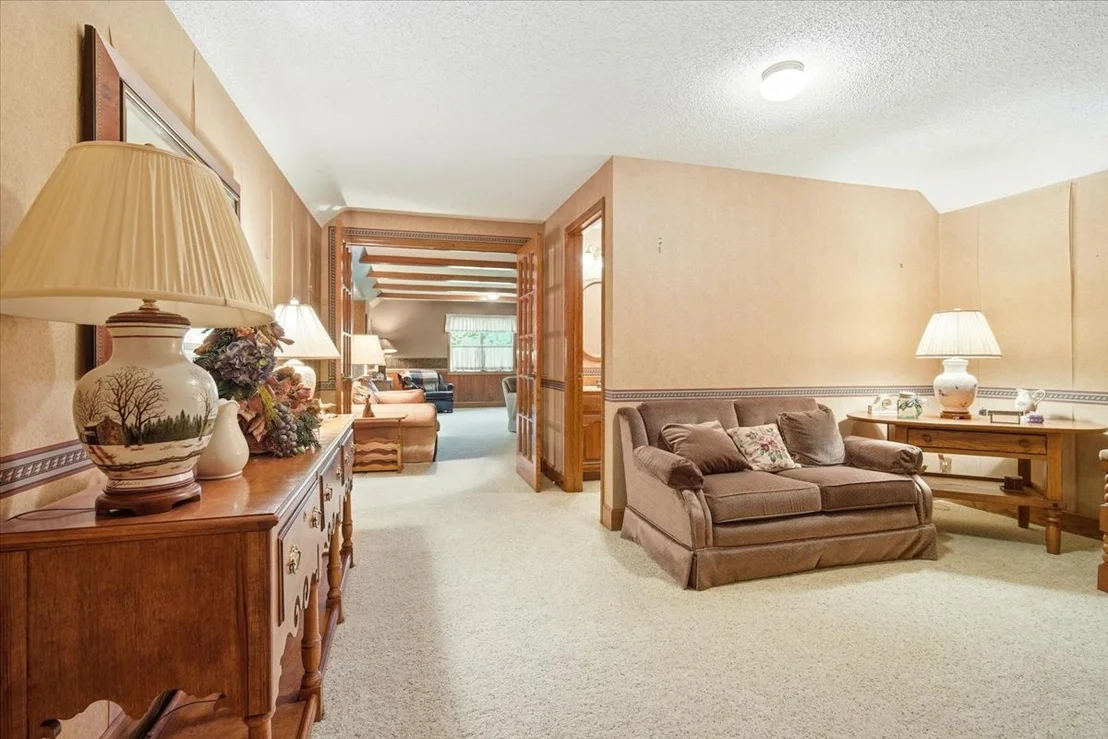 Photo of 2 Breckenridge Drive