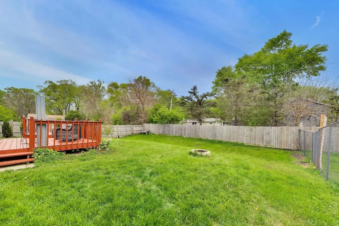 Photo of 1410 N Scully Drive