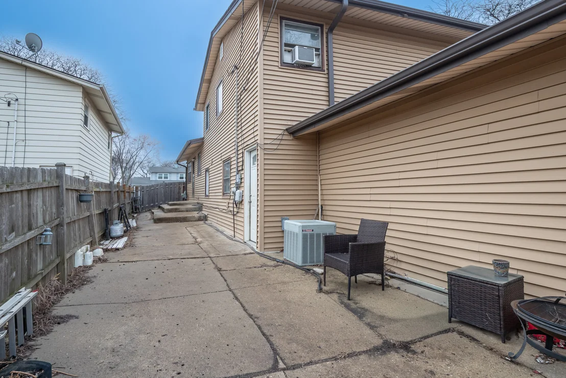 Photo of 1411 S Robert Drive