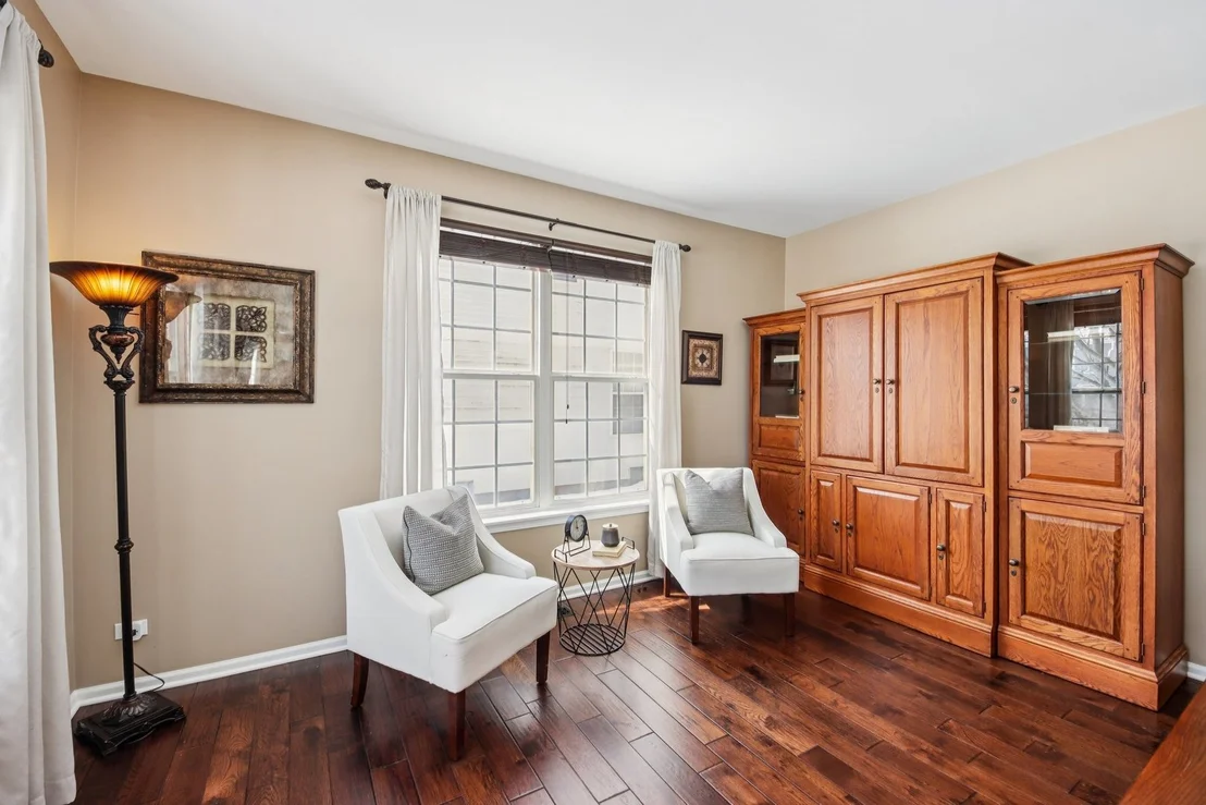 Photo of 1195 Hadley Circle