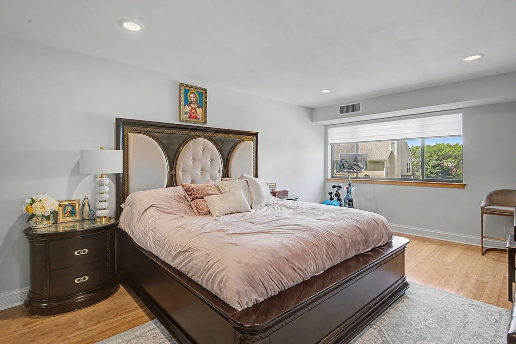Photo of Unit 210 at 701 FORUM Square