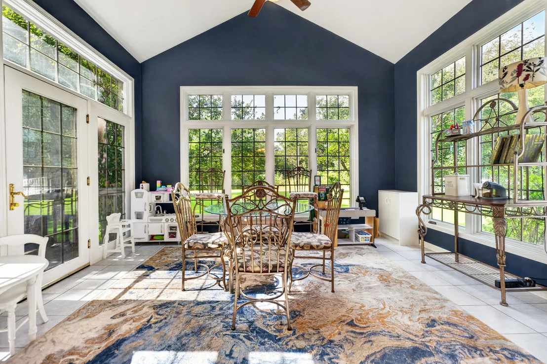 Photo of 9176 Forest Ridge Drive