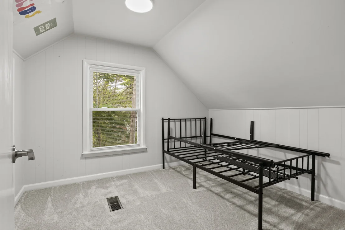 Photo of 1012 Leith Avenue