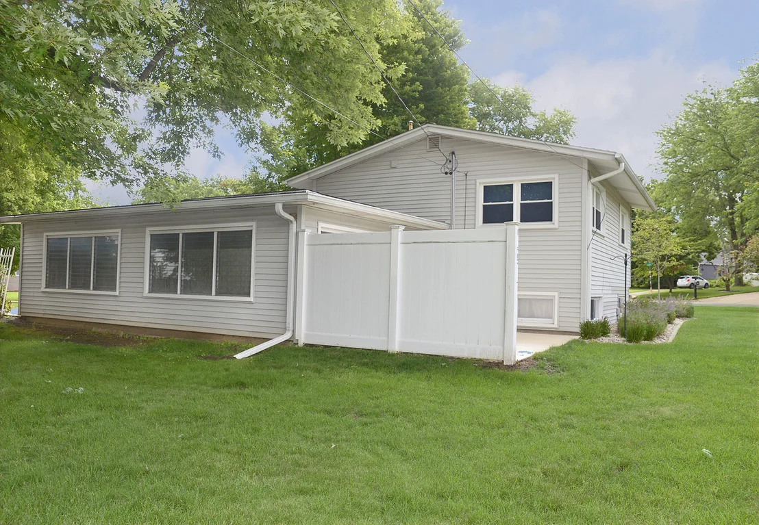 Photo of 749 Fort Street