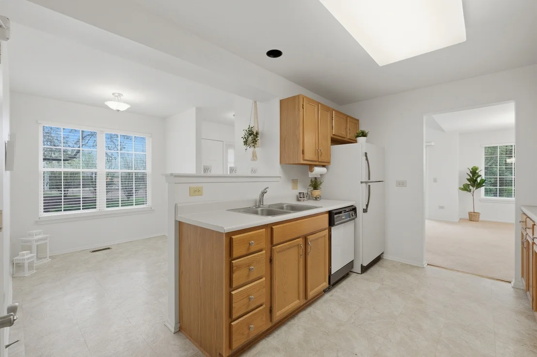 Photo of Unit 1 at 442 Cromwell Circle