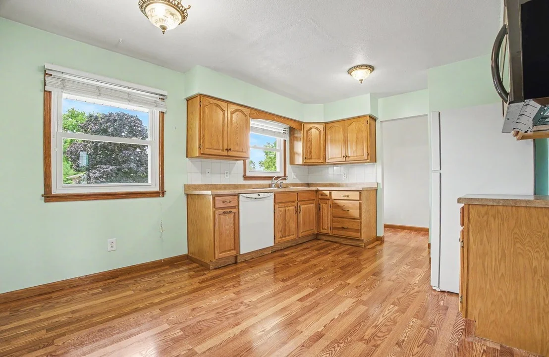 Photo of 10 Imperial Drive