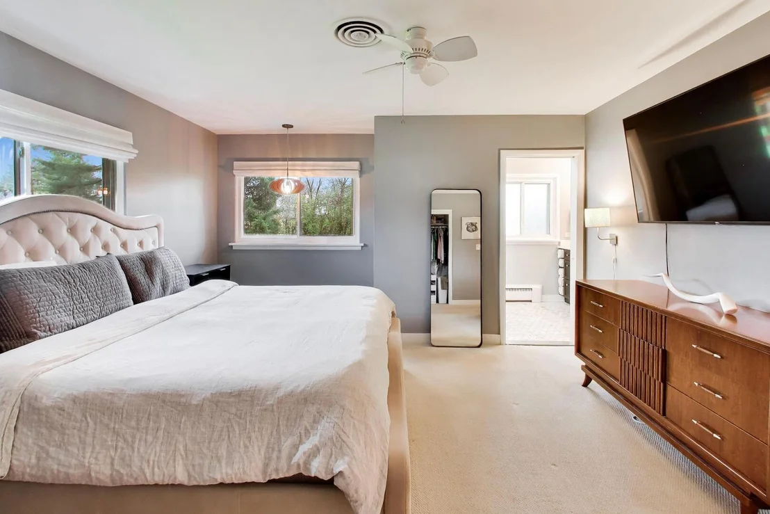 Photo of 202 Grove Place