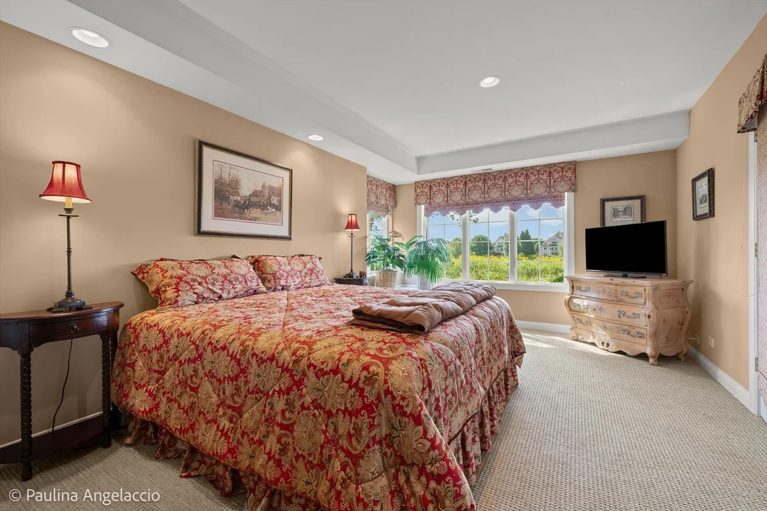 Photo of 1013 Ridgeview Drive