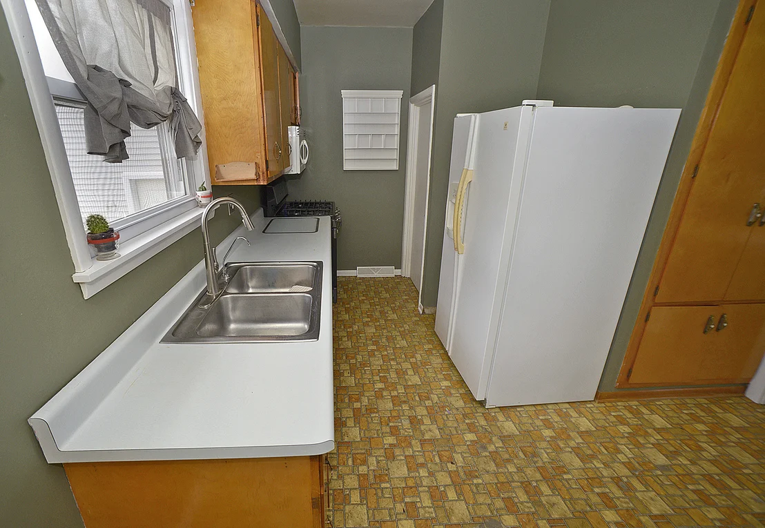 Photo of 210 6th Street
