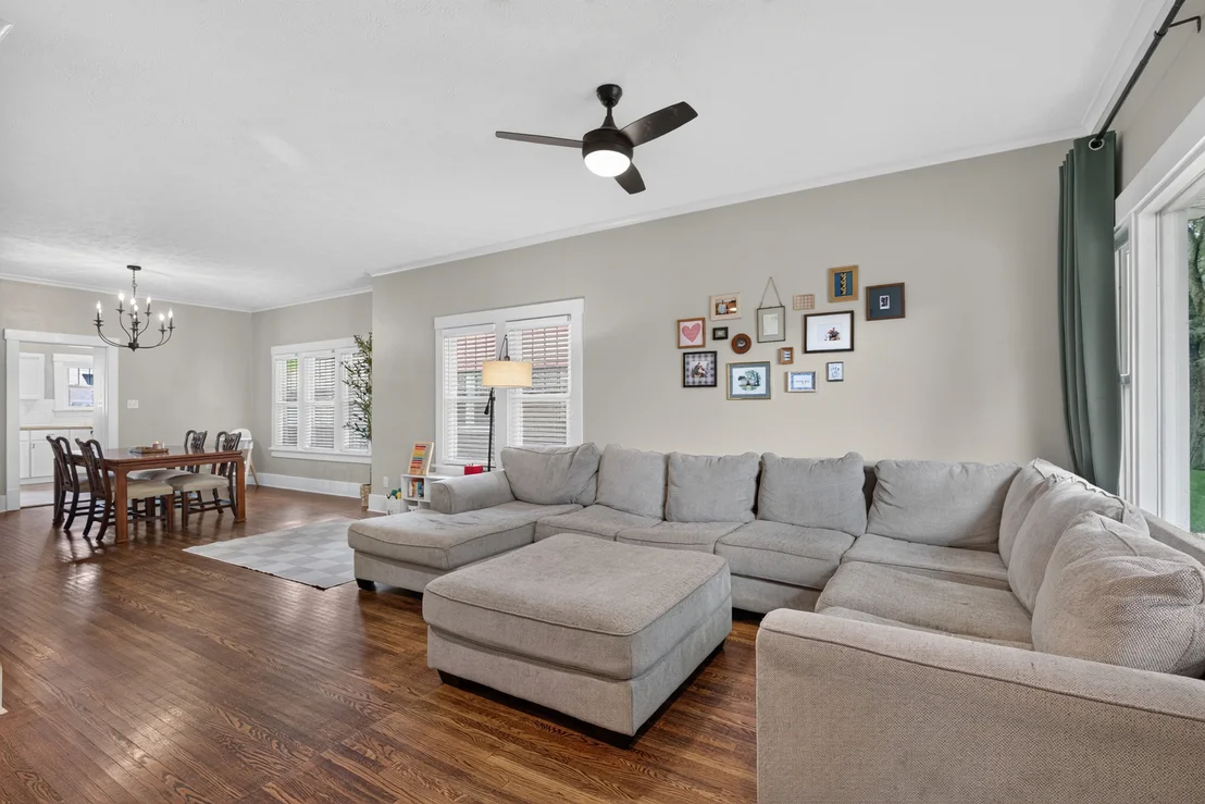Photo of 1456 Birchlawn Place