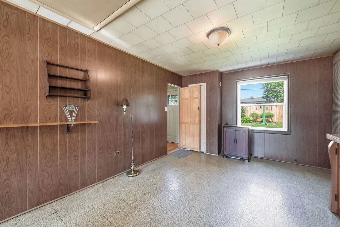 Photo of 403 Hazelwood Lane