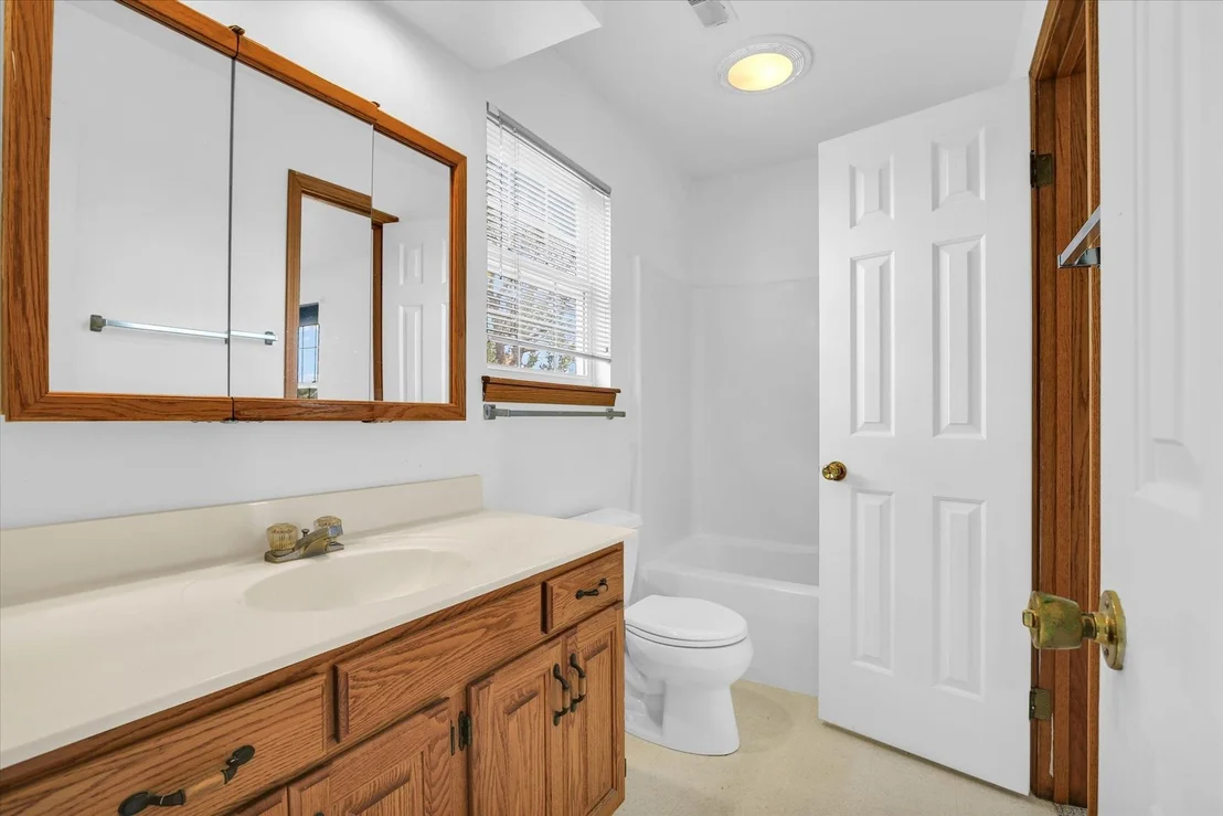 Photo of 705 Erin Drive