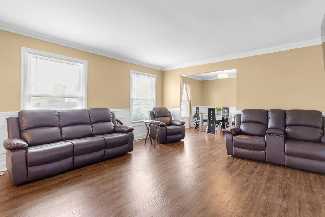 Photo of 944 Carol Lane