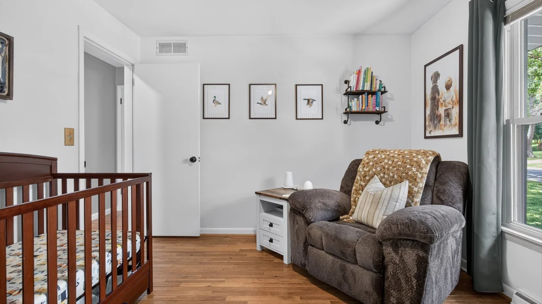 Photo of 1402 Maplewood Drive