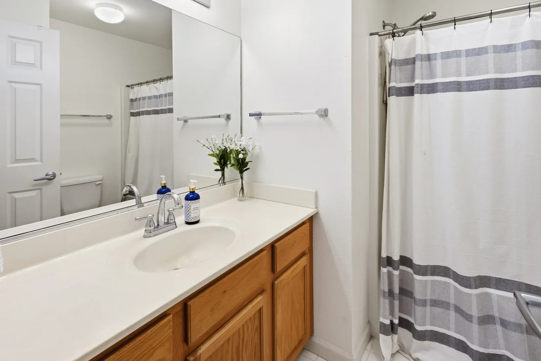 Photo of Unit 205 at 2408 Windward Boulevard