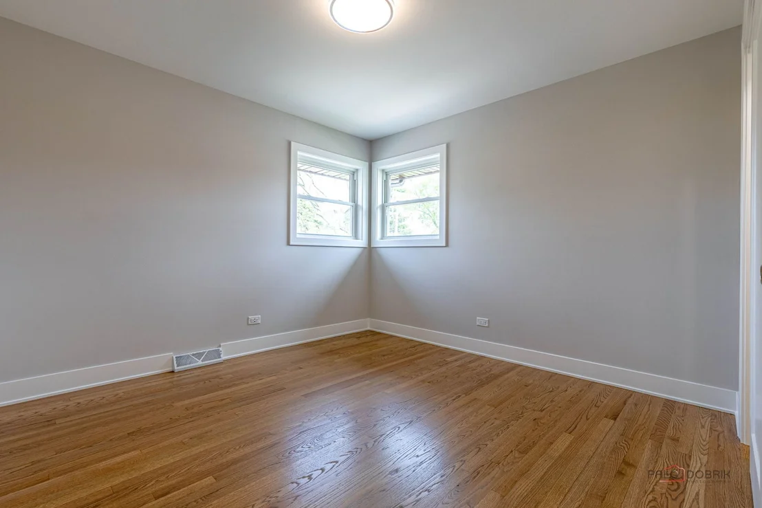 Photo of 1114 Hewitt Drive